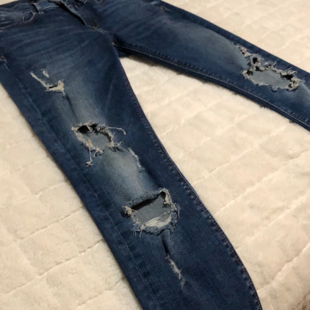 EXPRESS - Distressed Skinny Jeans - Picture 6 of 11